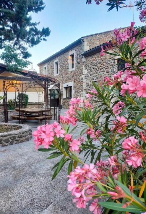 Hotel Du Cros D'Auzon Saint-Maurice-dʼArdèche Eksteriør billede