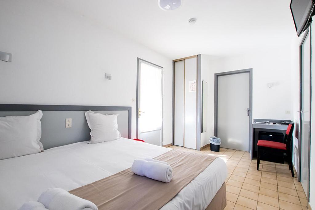 Hotel Du Cros D'Auzon Saint-Maurice-dʼArdèche Eksteriør billede