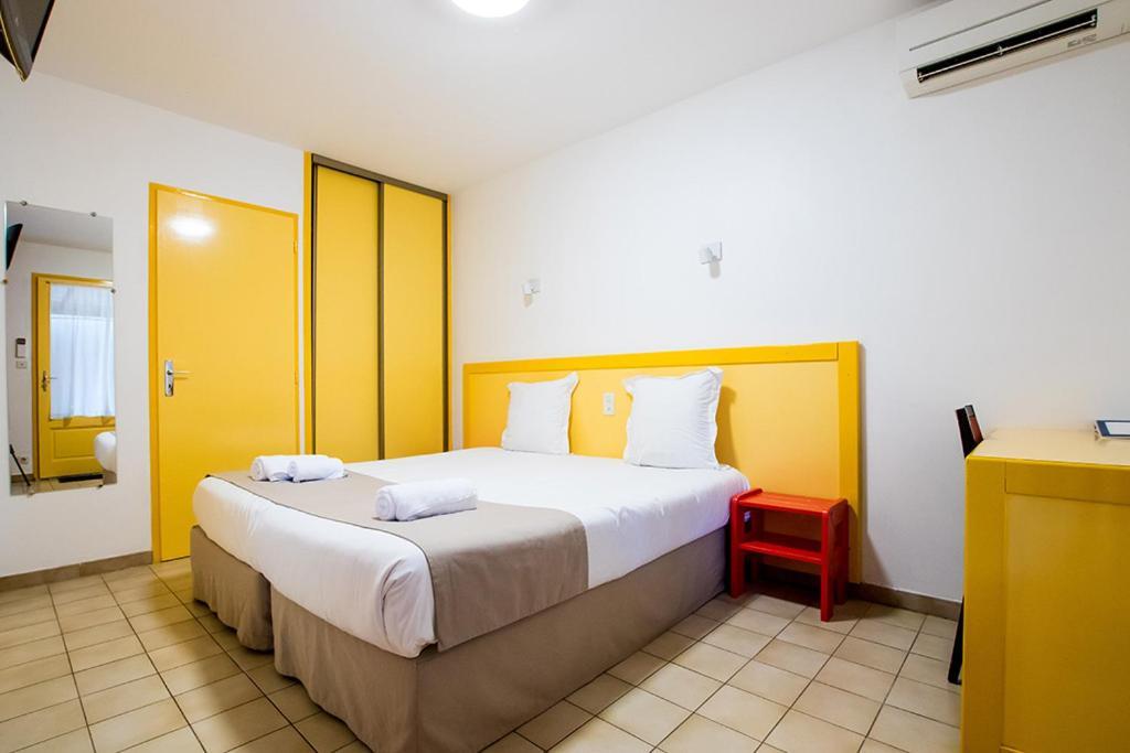 Hotel Du Cros D'Auzon Saint-Maurice-dʼArdèche Eksteriør billede