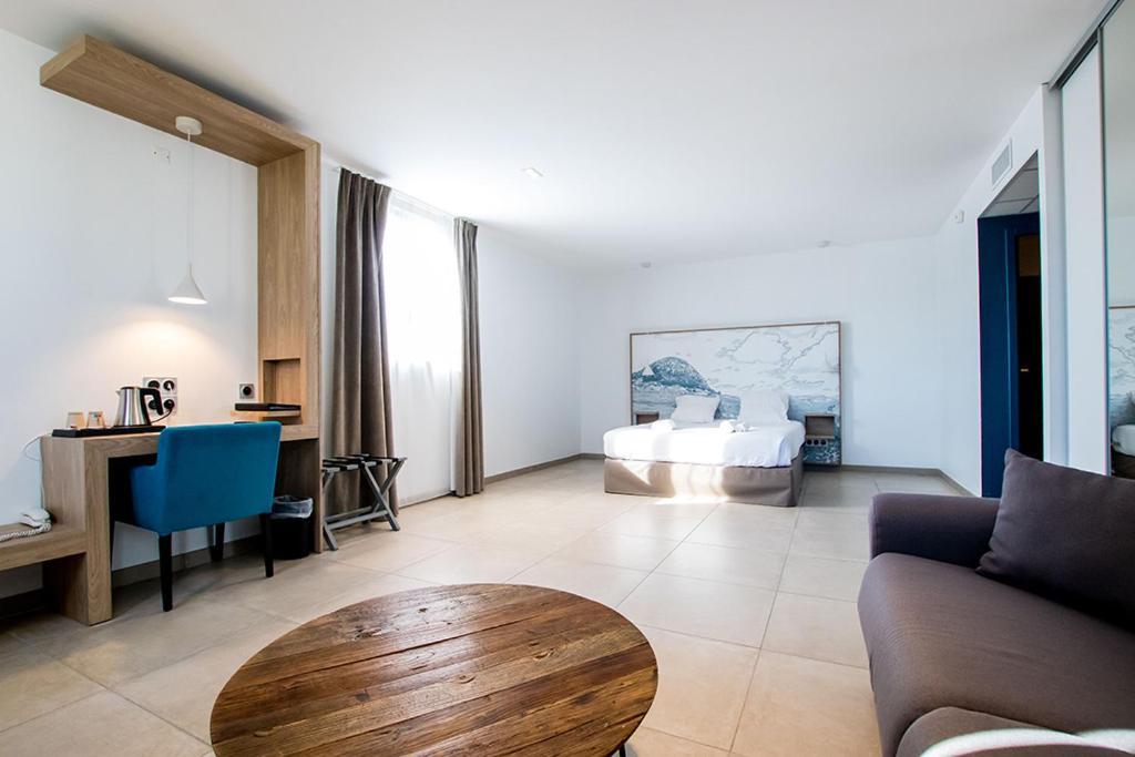 Hotel Du Cros D'Auzon Saint-Maurice-dʼArdèche Eksteriør billede