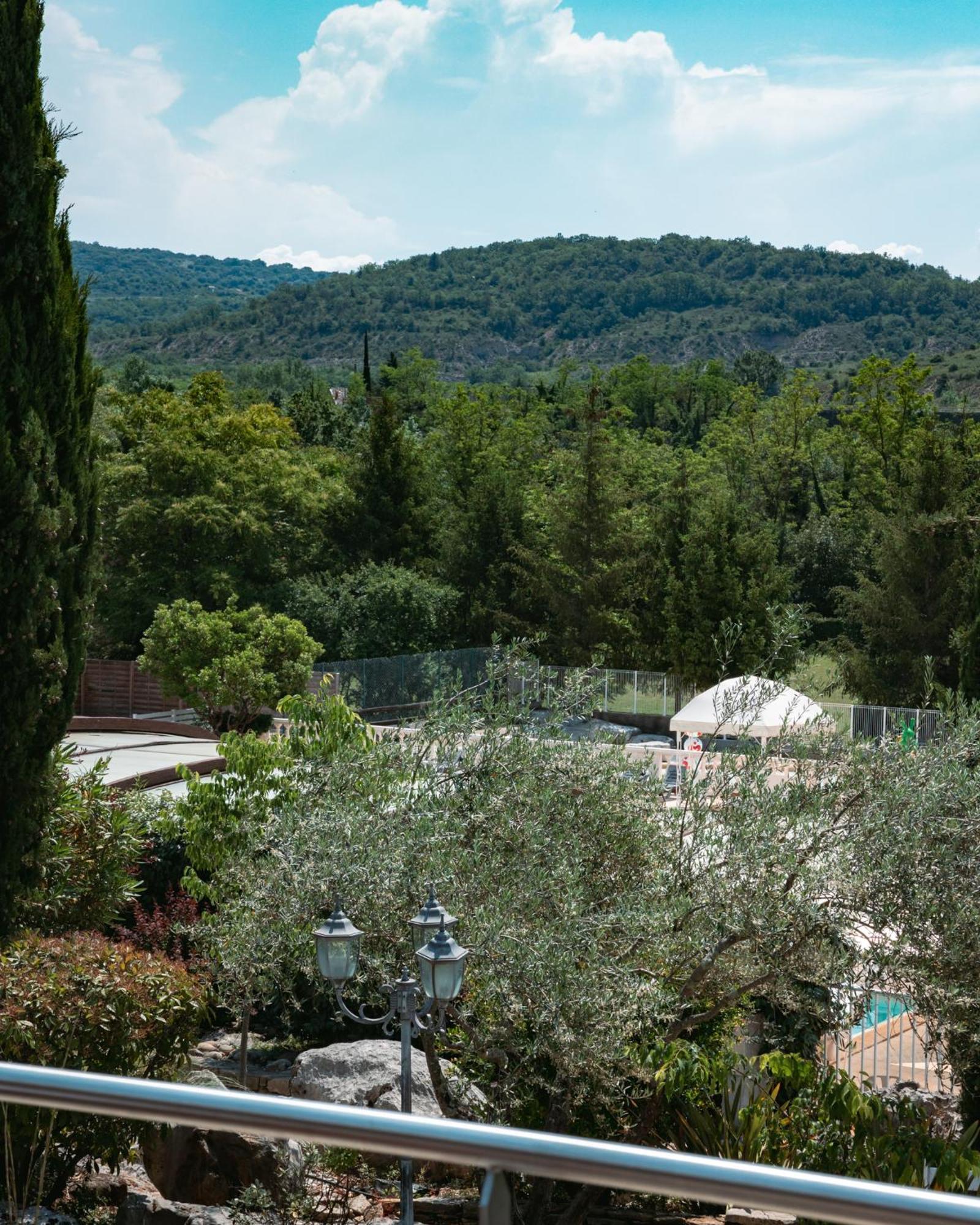 Hotel Du Cros D'Auzon Saint-Maurice-dʼArdèche Eksteriør billede